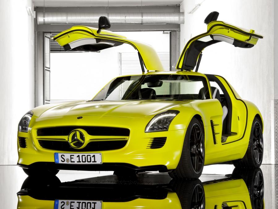  Mercedes-Benz SLS AMG E-Cell 2010 года  (фото 18 из 30)